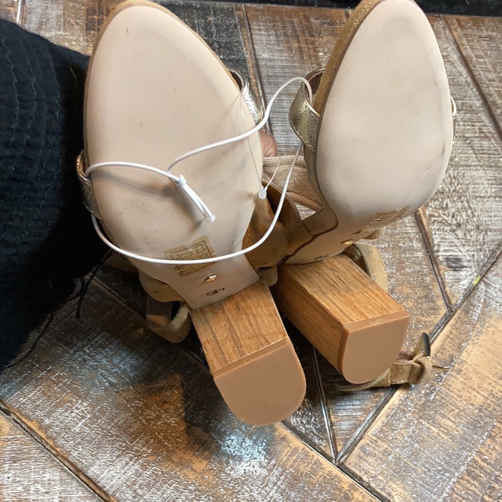 RAYE Sandals with ankle strap. Size 6. Tan/silver - Picture 3 of 5
